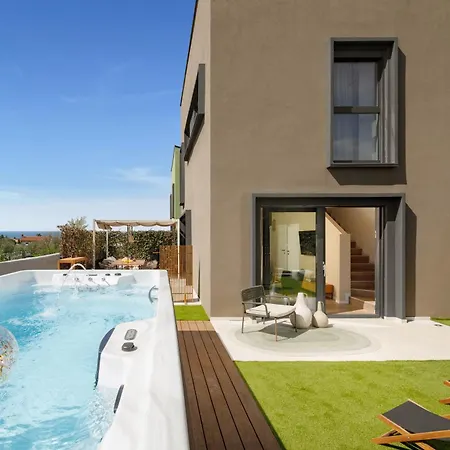 Casa Bella Vita - 3 Bedrooms,Large Private Swim Spa And Entertainment Room Holiday home Porec