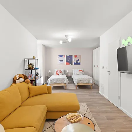Casa Bella Vita - 3 Bedrooms,Large Private Swim Spa And Entertainment Room *